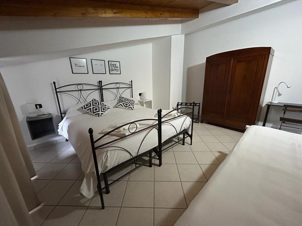 B&B Casa Letizia Trentinara Extérieur photo